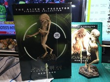 Eaglemoss  Predator/Alien Special #2Newborn w...