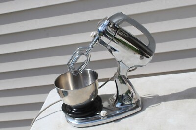 Hamilton Beach CHROME Stand Mixer Model 8FM-127 Stainless Steel Bowl 1938 VIDEO
