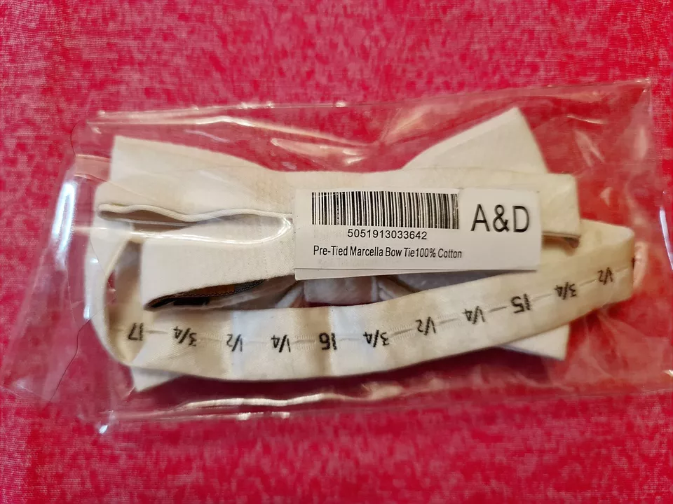 PAJARITA DE HOMBRE VINTAGE AUTÉNTICA ALEXANDER & DOBELL ALGODÓN BLANCO SÓLIDO Foto 2 de 2