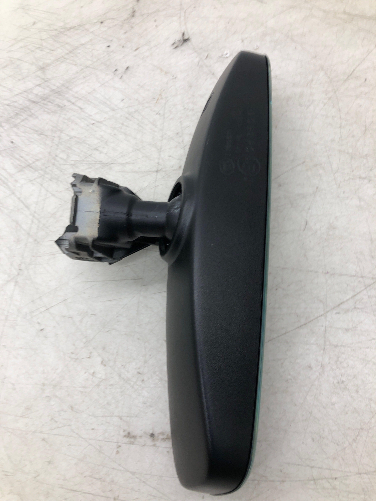 2016-2020 BENTLEY BENTAYGA OEM AUTOMATIC DIMMING REAR VIEW MIRRIR 8W0857511