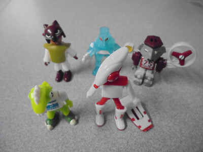 Kinder Surprise  5 x Technature (Robot)  figures