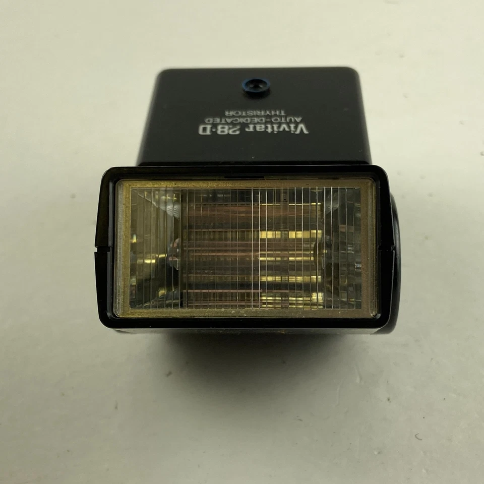 Vintage Vivitar 28D Auto-Dedicated Thyristor Electronic Flash Black for Camera - Image 2 of 4