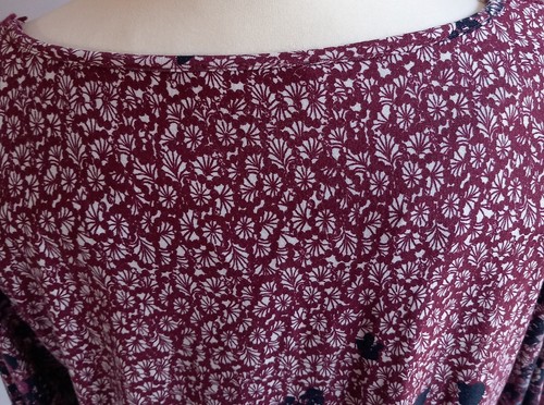 Túnica de verano para mujer M&S PER UNA - UVA PÚRPURA/PATRÓN FLORAL UK 14🍇🍇🍇🍇 - Imagen 5 de 12