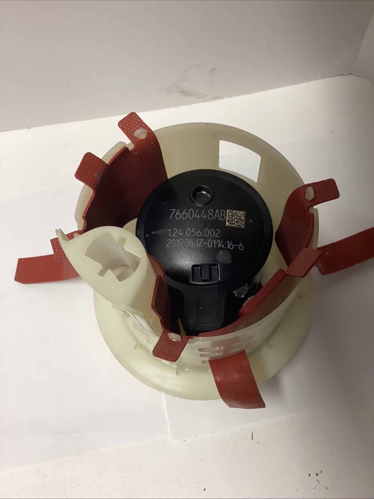 2017-2022 17-22 Ford F250  Diesel Exhaust Fluid (DEF) Pump HC34-5J229-AD. Used