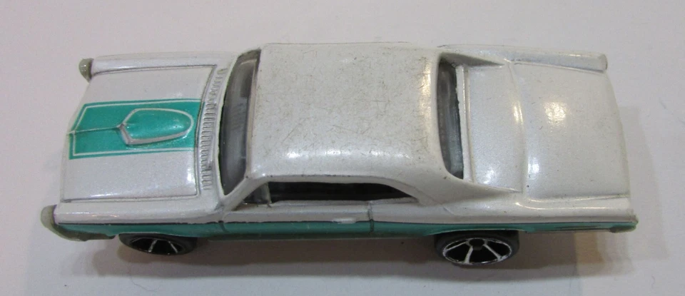 Pontiac GTO 1967 1996 Hot Wheels más rápido que nunca 1967 coche de juguete fundido a presión 1:64 Foto 2 de 4