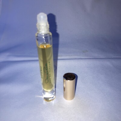 Live In Love By Oscar De La Renta Eau De Parfum 0.2oz Rollerball As Shown