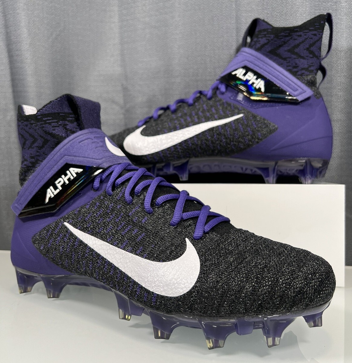 Nike Alpha Menace Elite 2 Purple Black Football Cleats  display picture 1