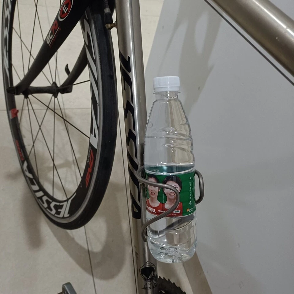 Promend 26g Titanium Alloy Bicycle Water Bottle Cage MTB Road Bike Bottle Holder - Image 4 of 4