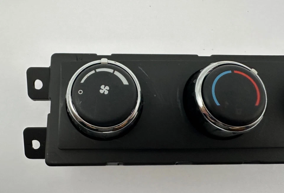 Interruptor de control de temperatura del calentador de aire acondicionado trasero OEM 08-10 Chrysler Town & Country Foto 3 de 4