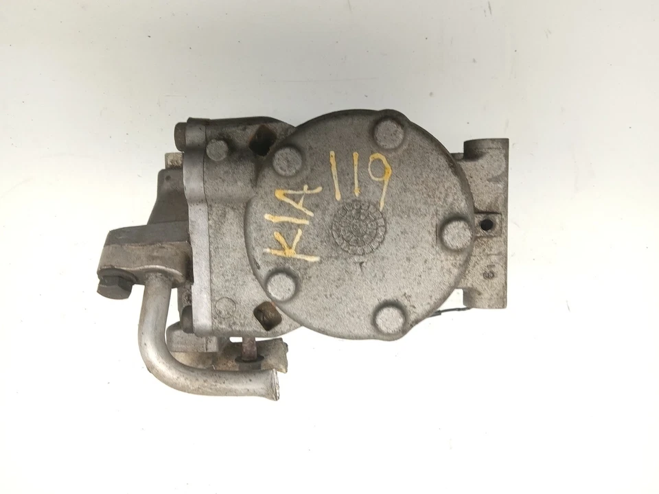 2000 KIA SEPHIA A/C AIR COMPRESSOR, OEM 682-58838 - Image 3 of 4