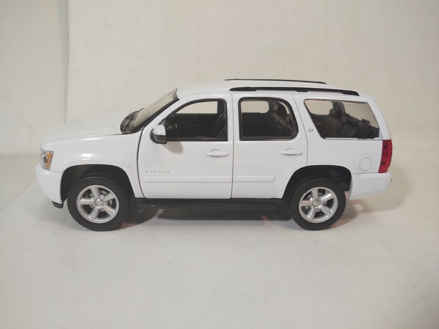 Welly chevrolet tahoe