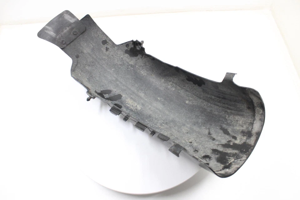 Suzuki GS1100E 1982 negro OEM rueda trasera neumático abrazador guardabarros Foto 2 de 4