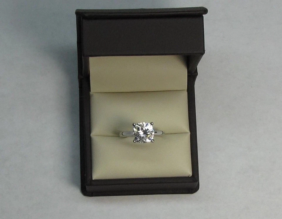 2.00 Ct Cushion Cut Lab Grown Diamond Bridal Ring 14K Solid White Gold Size 6 - Image 3 of 4