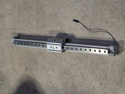 FESTO DGPL-25-550-PPV-A-KF-B 161792 Linear actuator USED FREE SHIP