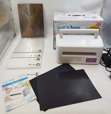 Craftwell Cut N Boss Embosser And Die Cutting Machine Boxed With Instructions