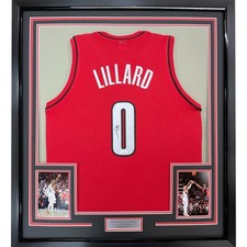 Damian Lillard Rookie Cards and Autograph Memorabilia Guide 48