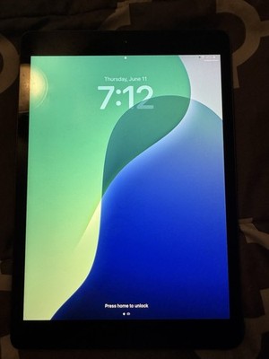 Apple iPad (7th Generation) A2197 32 GB, Wi-Fi + 4G, 10.2 in - Space Gray