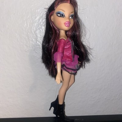 Bratz C416 Girlz Rock Jade Black Pink Hair Restyle Doll