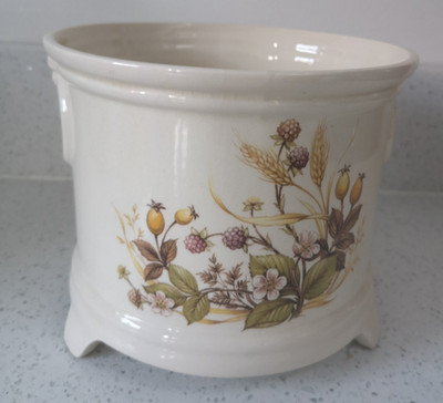 Vintage St Micheal M&S Harvest Pflanztopfhalter mit kleinem Fuß