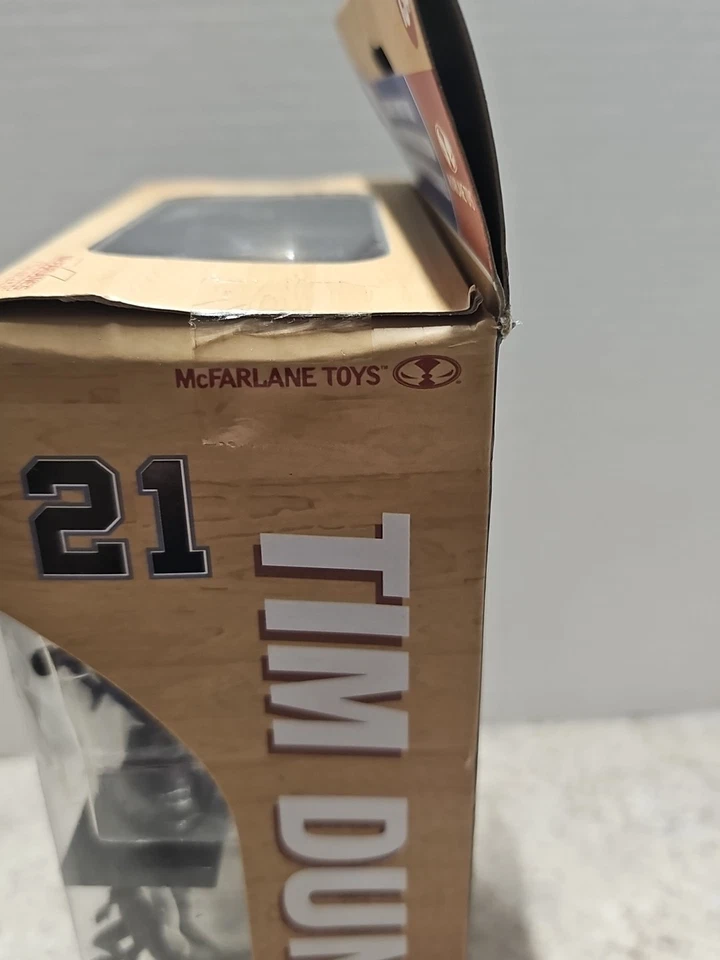 McFarlane NBA San Antonio Spurs Tim Duncan #21 Trophy Box Series 26 Lmtd Fig Nip Foto 3 de 4