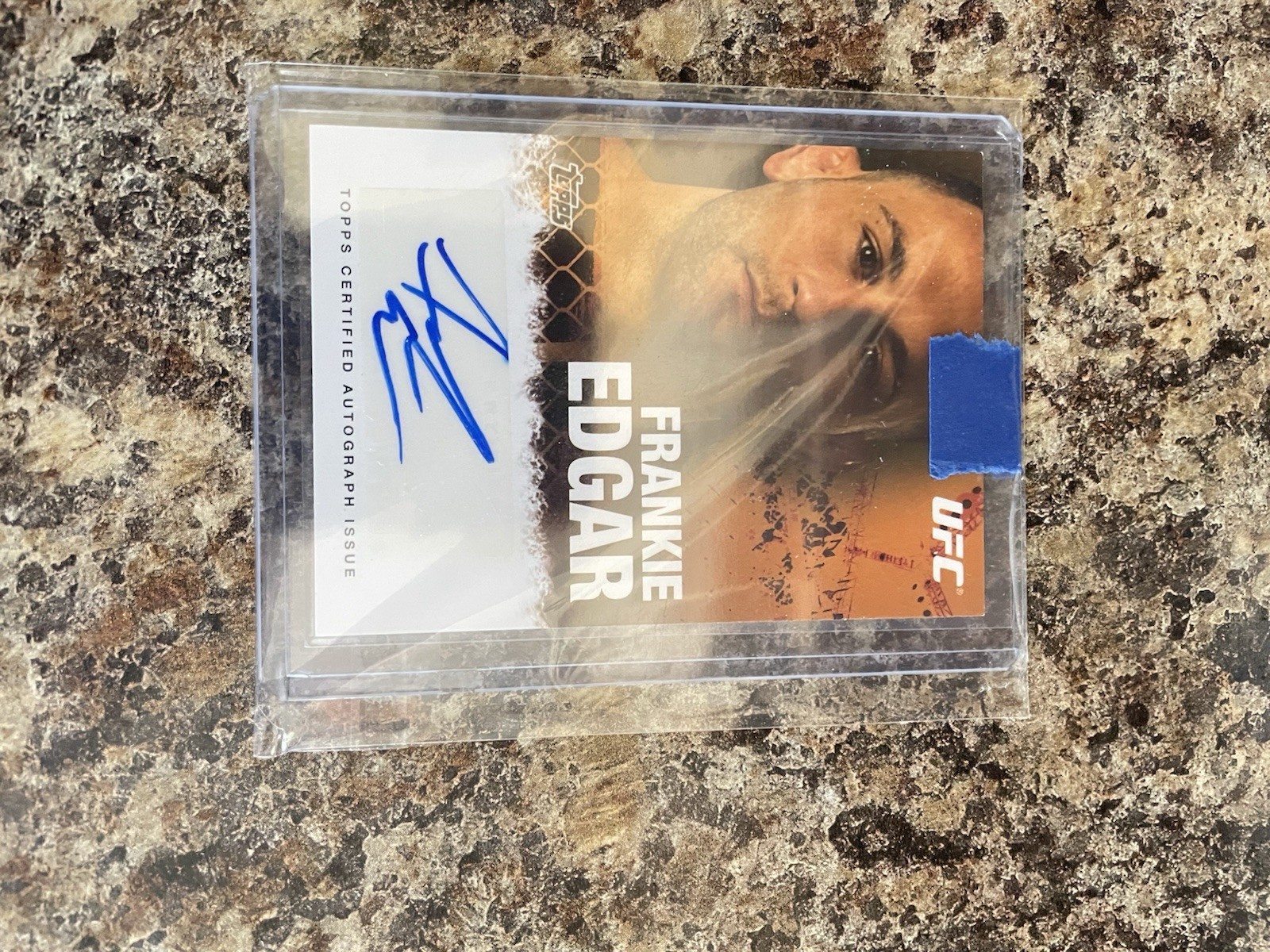 2010 Topps UFC Series 4 - Fighter Autographs Frankie Edgar #FA-FE (AU)