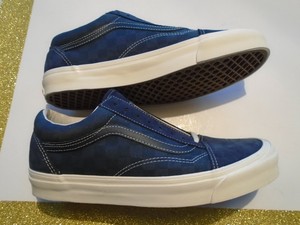 checker school shoes