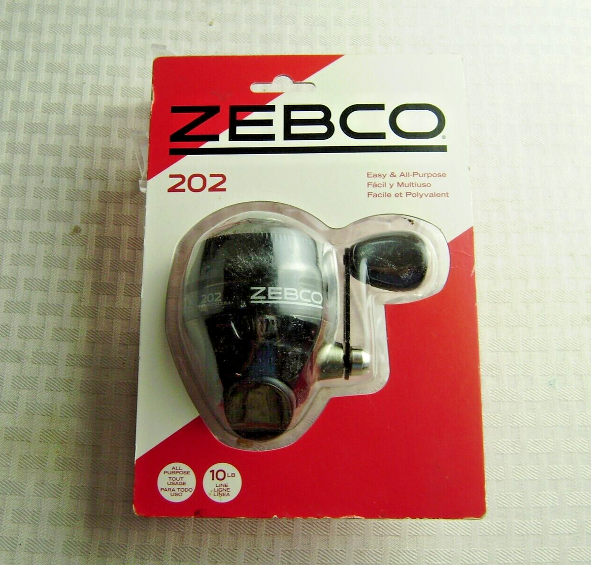 Zebco 202 SC (Spincast) Black Fishing Reel New In Package 10# Line