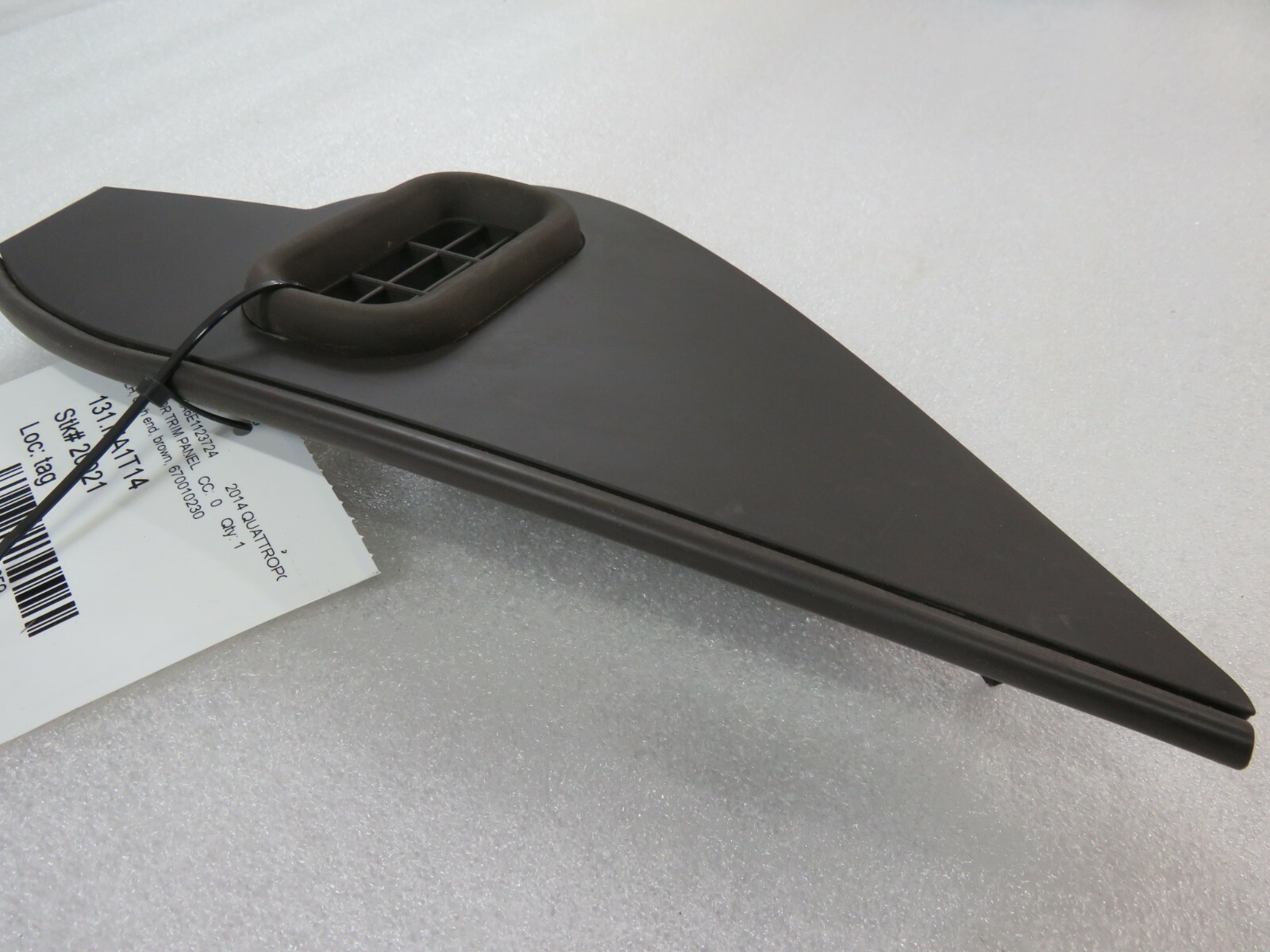 Maserati Quattroporte, LH, Left, Dash End, Brown, Used, P/N 670010230