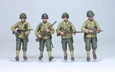 PreSale US Soldiers Infantry (04 figures) European WW2 1:35 Pro Built Model