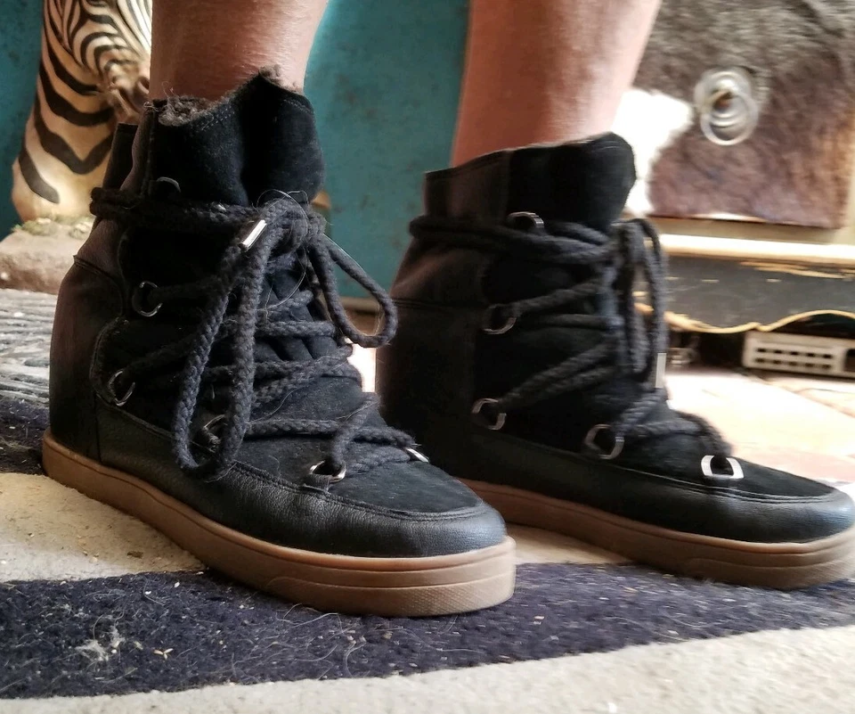 Bota AnnaKastle negra Nowles para mujer talla 8/39/5,5 tobillo piel de oveja gamuza cuña Foto 3 de 4