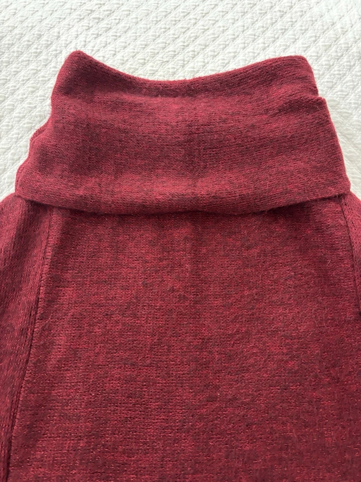 Women’s Chicos One Size Fits All Burgundy Wine Red Cape - Image 3 of 4