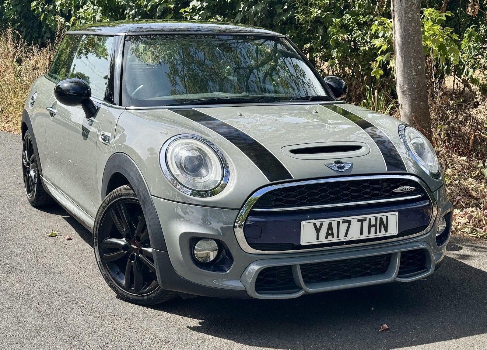 Mini Cooper S 2017 Mini Hatch 2.0 Euro 6 (s/s) 3dr - JCW kit