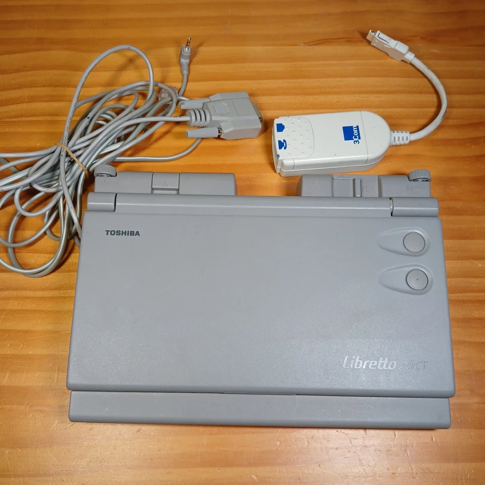 Toshiba Libretto 50CT Mini Laptop Win95 mit Power IO Adapter Seriell & PCMCIA - Bild 2 von 4