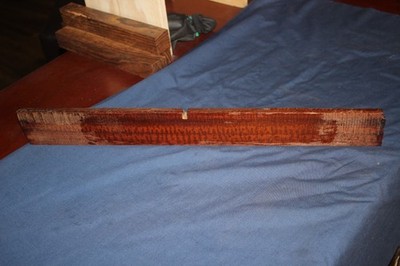 Snakewood 1/4 LOG  2 1/8''- 2 3/8'' x 2 5/8''- 2 3/4'' x 22 3/4'' #S19