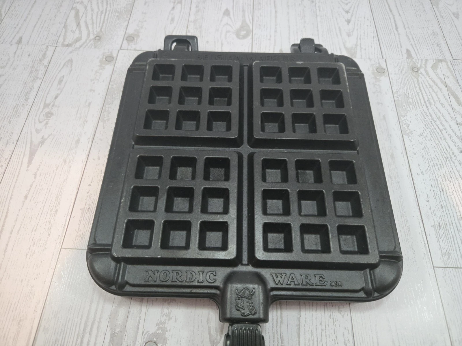 Nordic Ware Belgian Waffler Stove Top Cast Aliminium Vintage Country Style