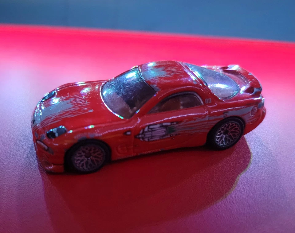 Hot Wheels Premium Fast & Furious Full Force Red 95 Mazda RX-7 Real Riders Foto 2 de 4