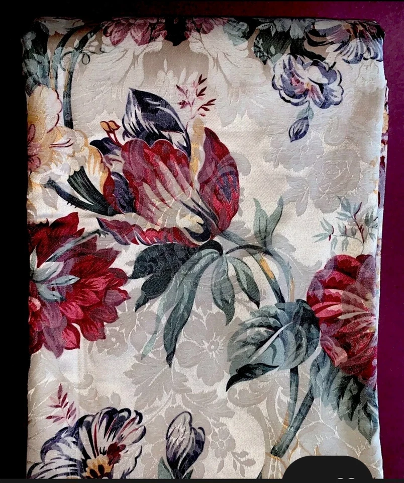 Vintage WATERFORD Covington Gardens Damask Oval 82x62 Tablecloth Floral  - Image 2 of 4