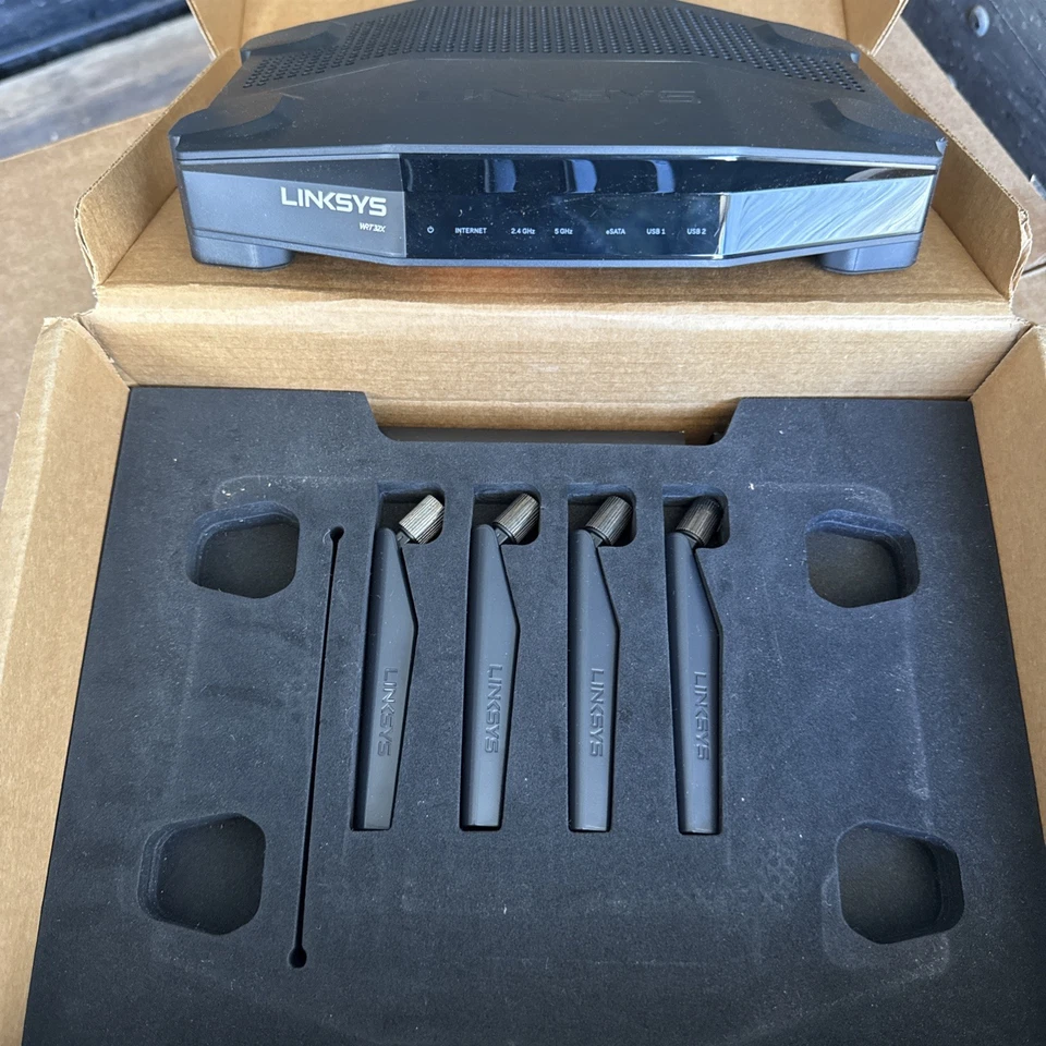 Linksys WRT32X Dual-Band WiFi Gaming Router - Certified In New Box - Image 2 of 4