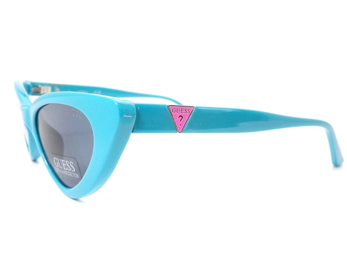 Lunette de soleil 2025 guess oeil de chat