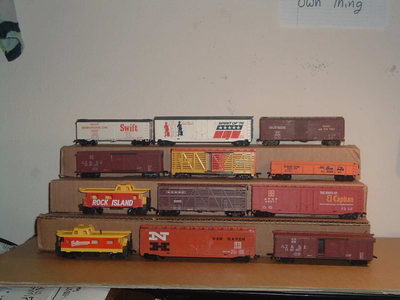 LOT OF HO SCALE TRAINS eBay