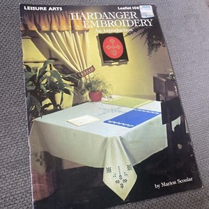 Leisure Arts Hardanger Embroidery An Introduction Book Leaflet 108 1977