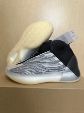 Adidas Yeezy Quantum Q46473 Men's Size 4 Brand New Fast Shipping