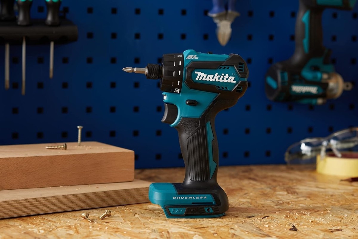 Makita Brushless Cordless Screwdriver Drill DDF083Z 18V Blue Body
