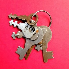 Lot of 7 Vintage Flat Keys on Keyring 2 SL6, P'Burg Misc Old Keys Steampunk