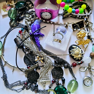 Konvolut neuer Vintage Schmuck zum Tragen umleiten oder restaurieren - lbb0522