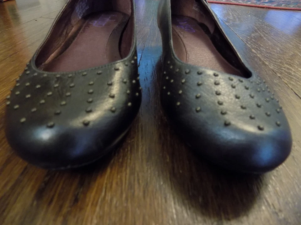 Mocassim INDIGO BY CLARKS couro estanho escuro Lea Bishop cravejado 1" cunha tamanho 6 em excelente estado usado - Imagem 4 de 4