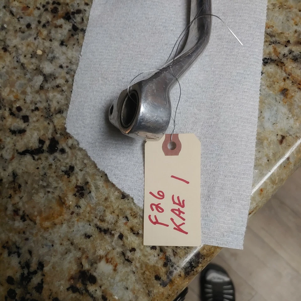 Palanca de freno Harley Davidson KAE1 F26 Foto 2 de 4