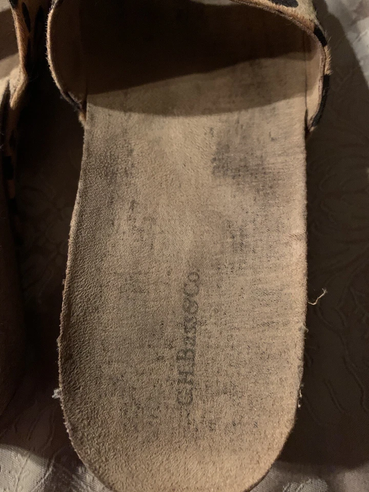 Sandalias sin cordones para mujer G.H.Bass punta abierta estampado animal talla 8,5 M parte superior de cuero Foto 3 de 4