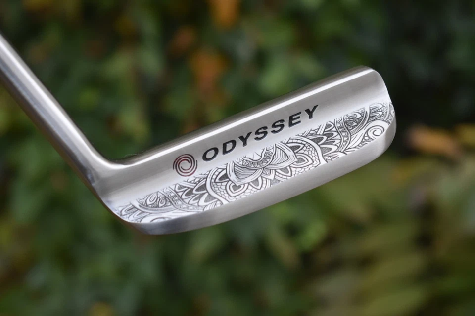 Паттер CUSTOM Odyssey Dual Force 882 / Napa 8802 мандала с гравировкой под правую руку 35,5 дюйма - Изображение 4 из 4