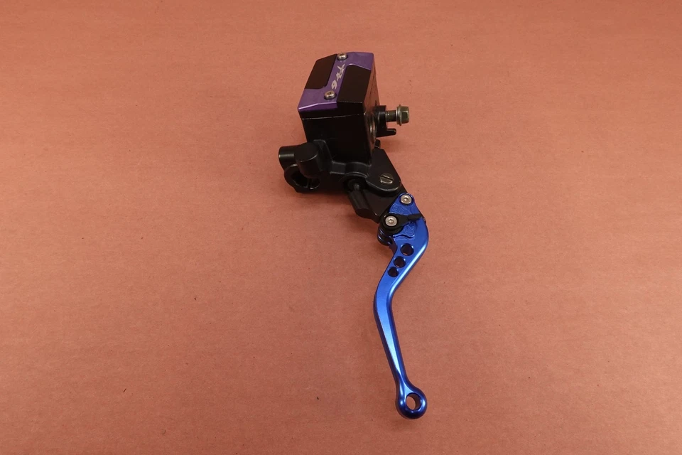 Conjunto de cilindro maestro de freno delantero Yamaha FZ6-S FZ6S FZ6 FZ600 2004-2009 Foto 4 de 4